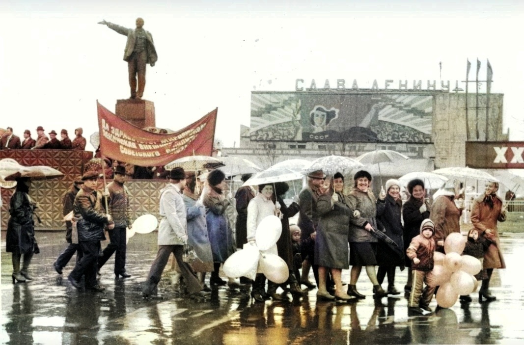 - 1 мая, предположительно 1986 г..jpg
